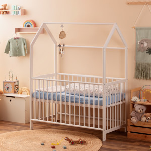 Babybett 60x120 cm MILO mit Matratze in Weiß, Kinderbett umbaubar zum Juniorbett und Beistellbett