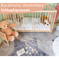 Babybett TONI 70x140 cm aus Buchenholz, mit Schlupfsprossen und Matratze, in natur und umbaubar